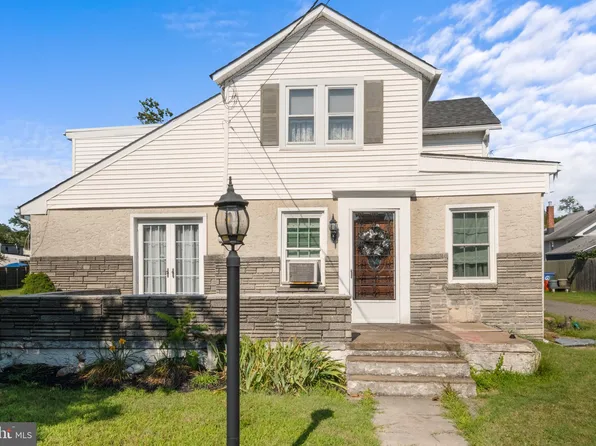 1313 Red Bank Ave, Thorofare, NJ 08086