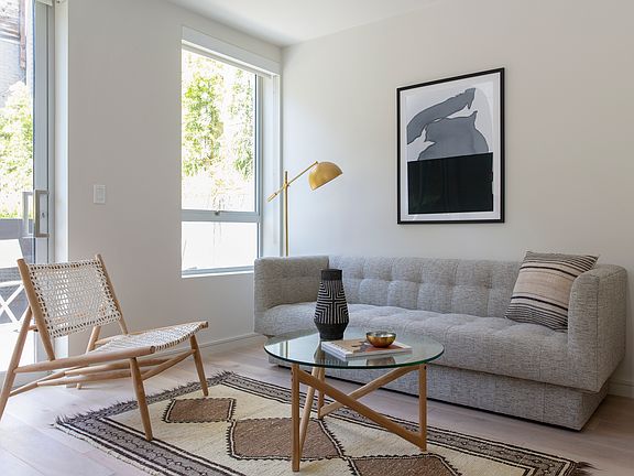 5th image of 606 Capp St #103