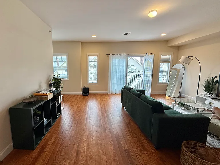 313 Frank E Rodgers Blvd N #3 — Photo 2
