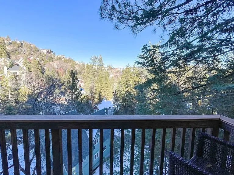 655 Sutter Ln — Photo 28
