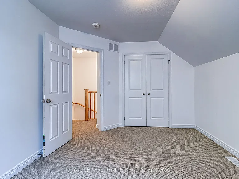 931 Broadway Blvd — Photo 33