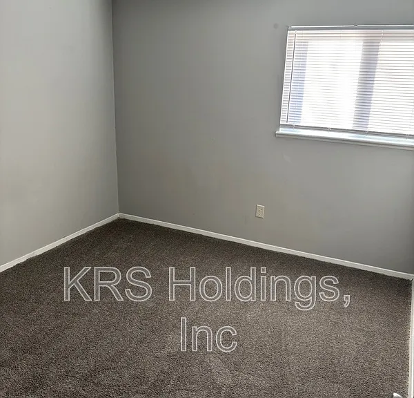 1265 Nelson St #D — Photo 8