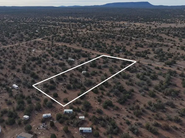 58805 N VALLE Lane #4944, Seligman, AZ 86337