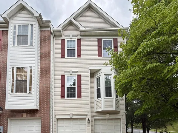 8 Diamond Hill Ct, Germantown, MD 20874