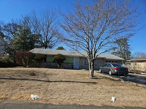 15 Maricopa Trl, Browns Mills, NJ 08015