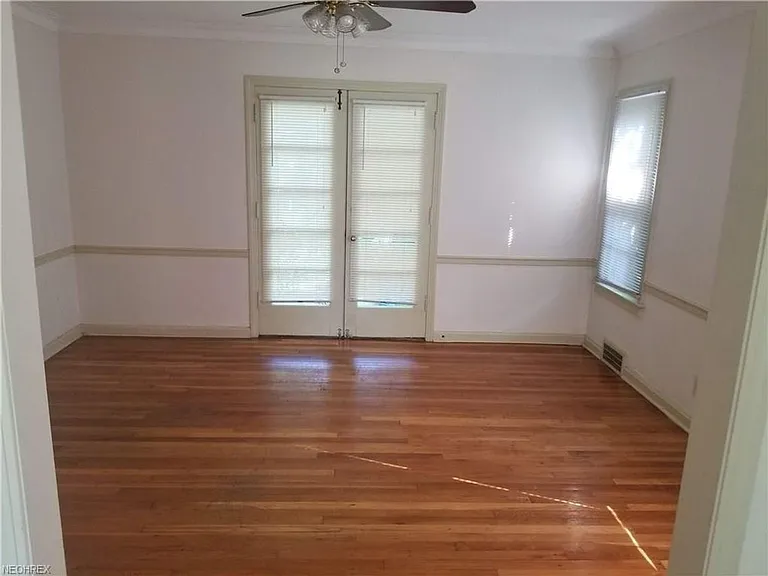 3297 Chelsea Dr — Photo 10