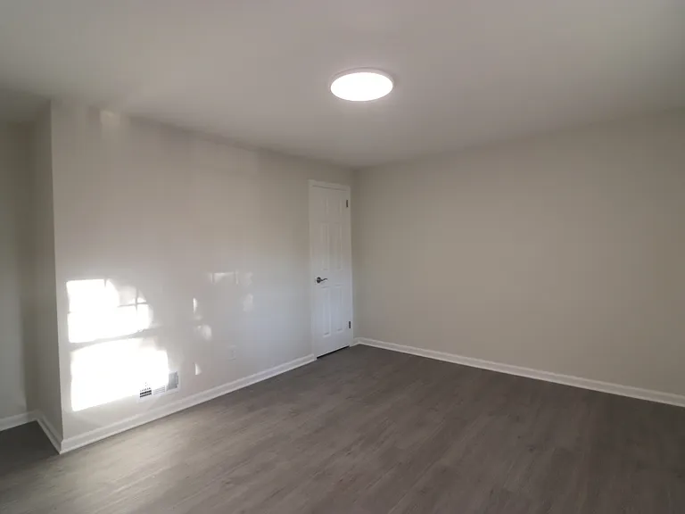 387 Gilbert St — Photo 12