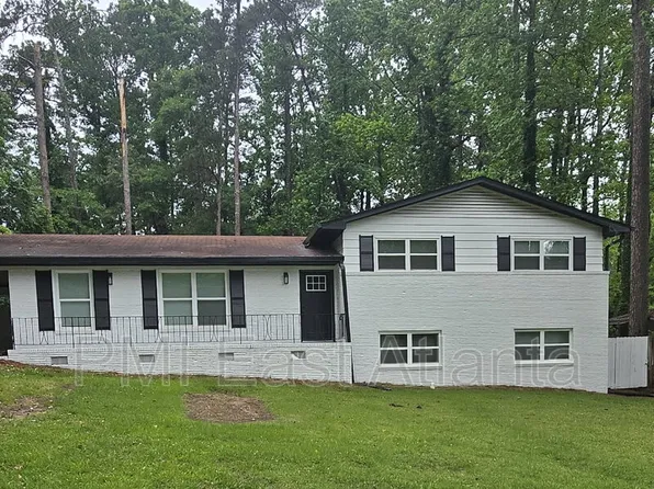 2275 Country Club Ln SW, Atlanta, GA 30311