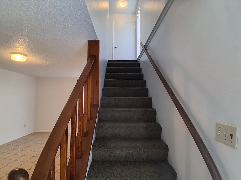 116 Oak Ridge Ave #D — Photo 9