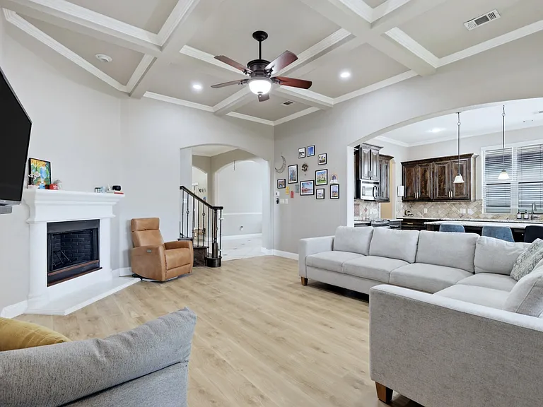 16512 Amistad Ave — Photo 9