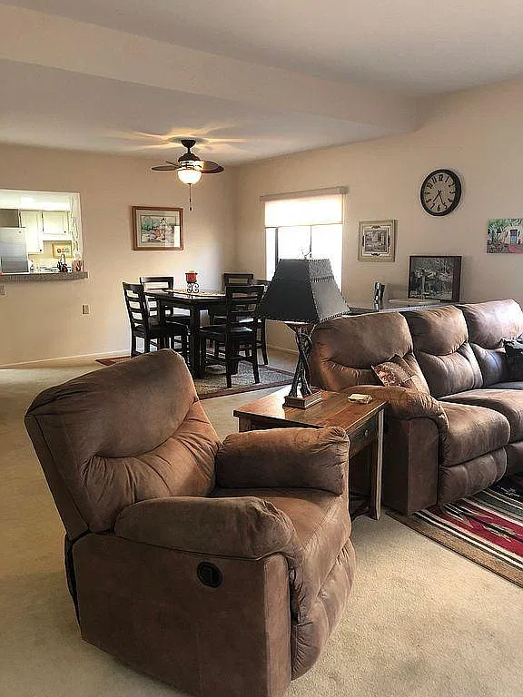 2 bed, 1600 sqft, $1,950 — Photo 3