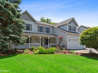 948 Pember Cir, West Dundee, IL 60118