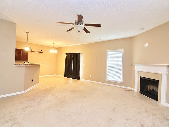 5th image of 56 Fairfield Dr