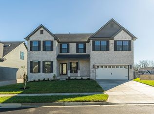 321 Blackthorn Dr, Nicholasville, KY 40356