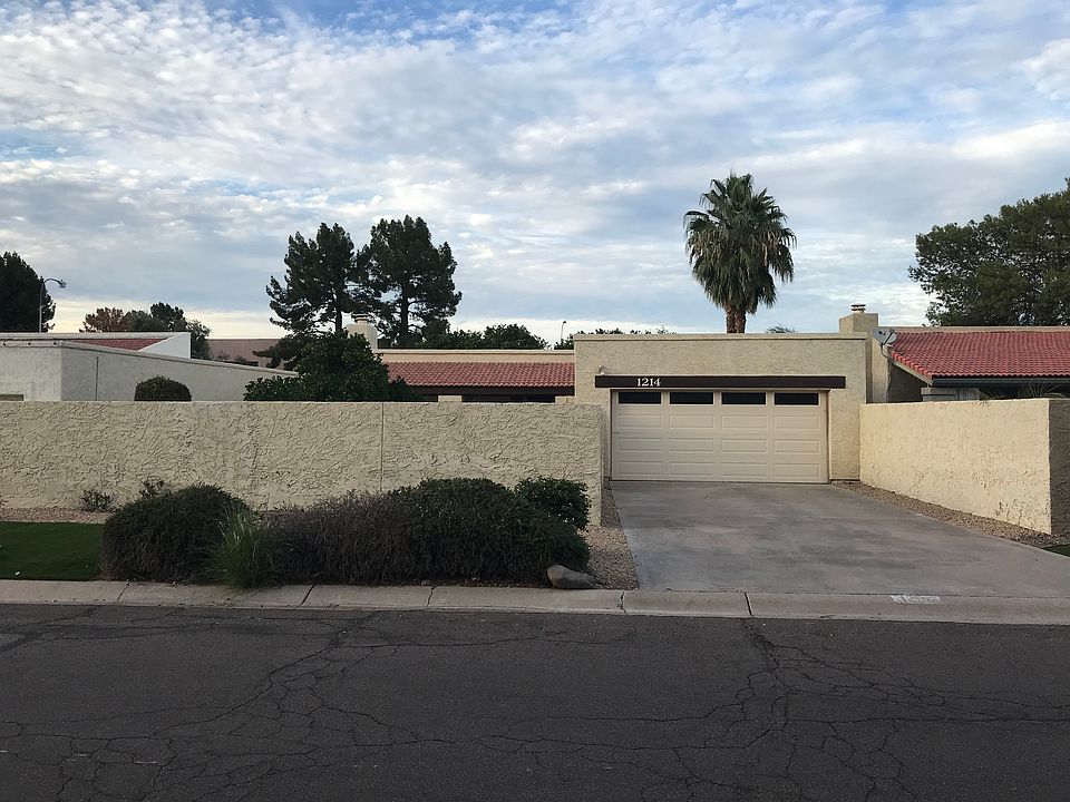 1st image of 1214 E Northshore Dr