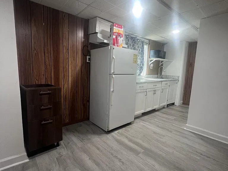 5825 Lamont Dr — Photo 26