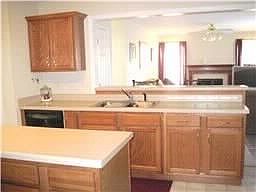 Kitchen with Island