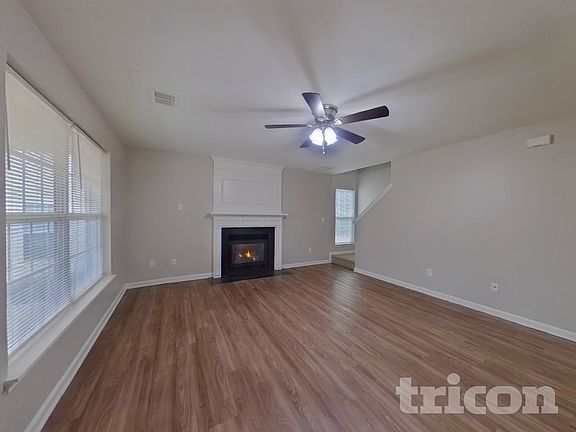 2nd image of 337 Winding Canyon Dr