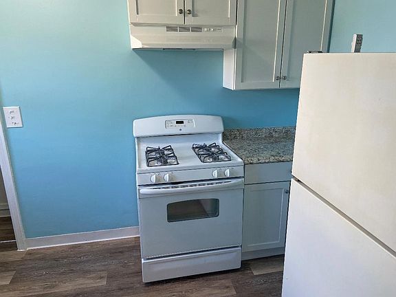 5th image of 1258 Republic Ave