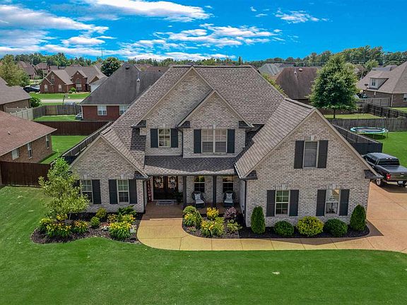 2nd image of 134 Long Leaf Dr