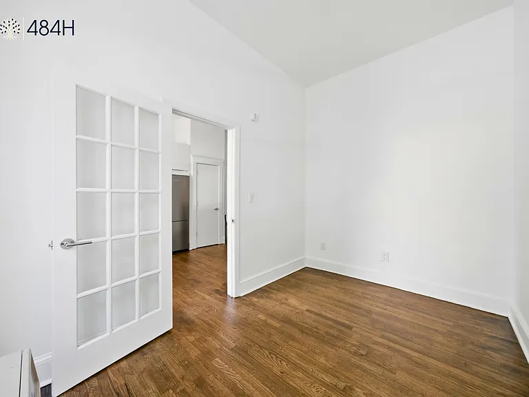 484 Humboldt St #102 — Photo 3