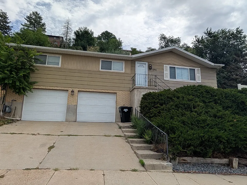 1394 N 400 E