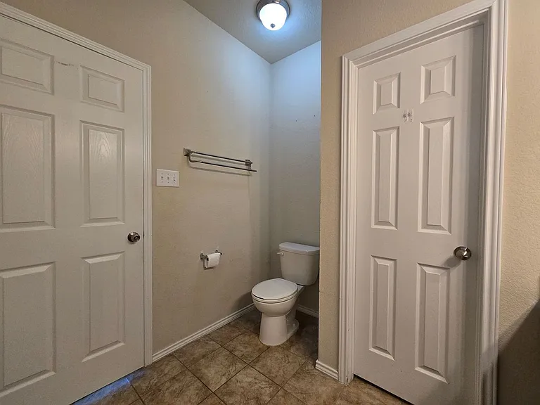5308 Waterbank Ln — Photo 14