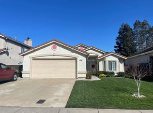 10432 River Oaks Dr, Stockton, CA