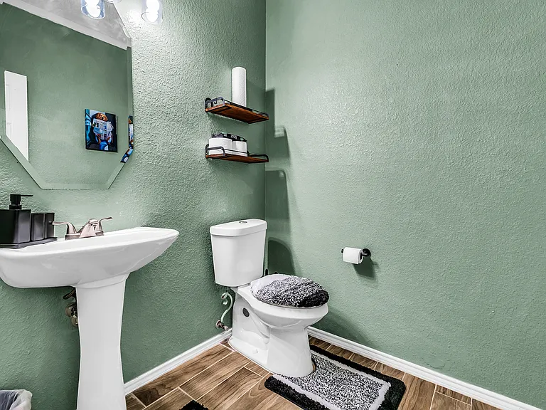4709 Sleepy Ridge Cir — Photo 19