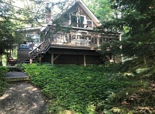 2235 Lake Dr, Henryville, PA 18332