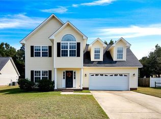5507 Rising Ridge Dr, Hope Mills, NC 28348