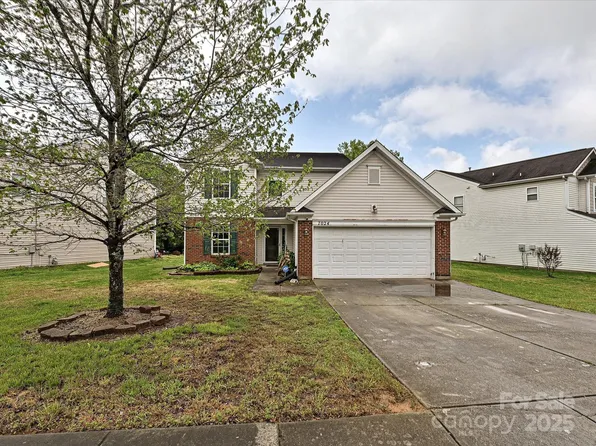 7024 Sunman Rd, Charlotte, NC 28216