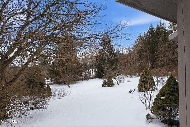 4th image of 174 Parkhurst Road