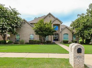 2712 Cypress Point Dr, Benton, AR 72019