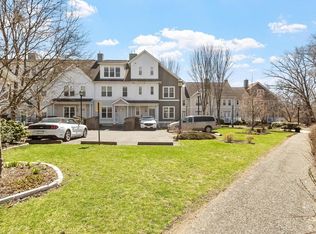 7 Lark Dr #202, Boston, MA 02126