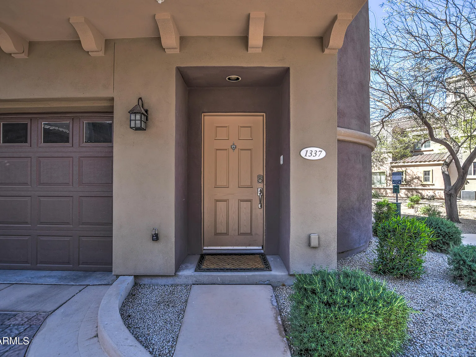 2 bed, 1700 sqft, $2,800 — Photo 4
