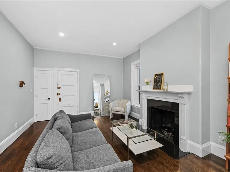 1880 Beacon St #6 — Photo 8