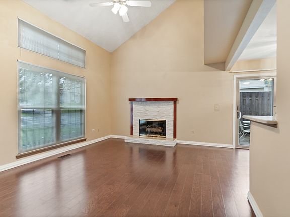 4th image of 1245 N Knollwood Dr