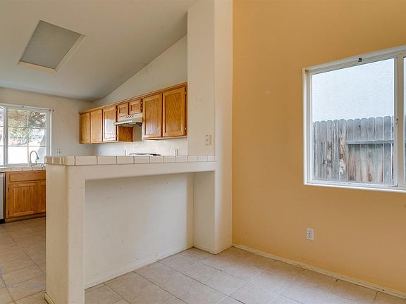 5th image of 10115 Marco Polo Ave