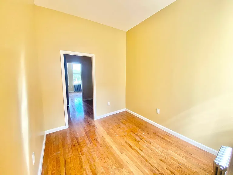 1918 8th Ave #3L — Photo 8