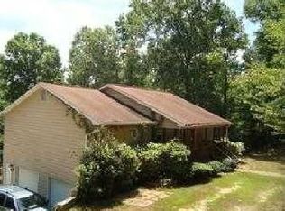 901 Douglas Dr, Ellerslie, GA 31807