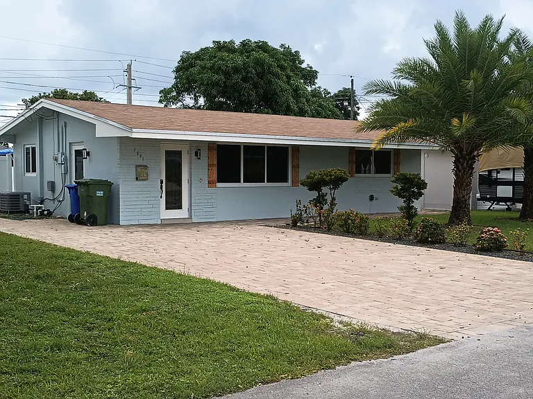 7681 NW 16th Ct — Photo 1