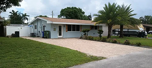 7681 NW 16th Ct Photo 1