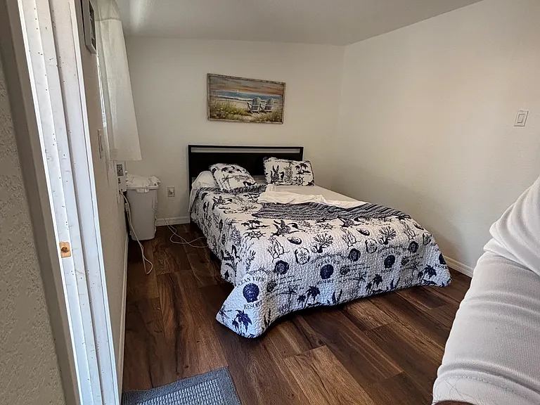2107 Phillippi St #2 — Photo 11