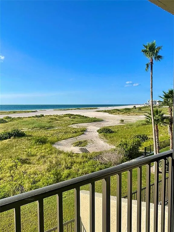 2 bed, 2.0 bath, 1464 sqft, $6,500 — Photo 1