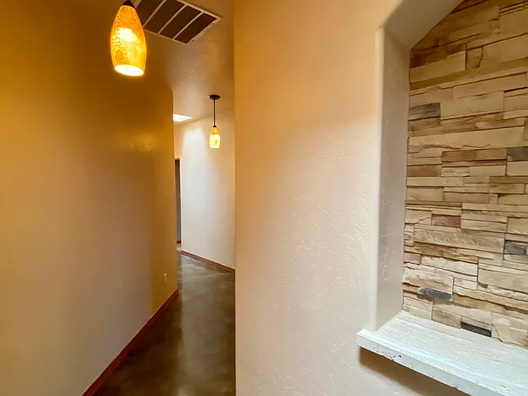 9808 Sand Verbena Trl NE — Photo 17