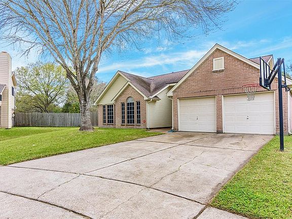 2nd image of 5406 Carefree Cir