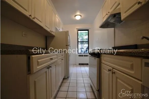 Rented by City Connections Realty | media 24