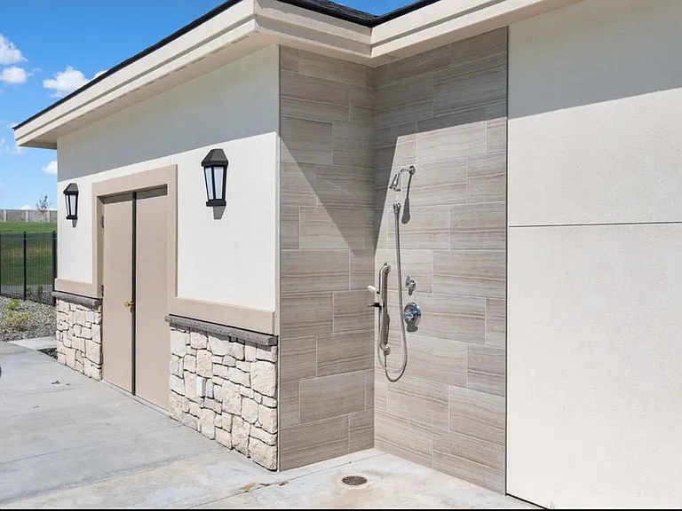 2326 Siena Ave — Photo 14