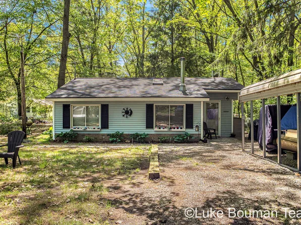 3956 Arrowhead Trl, Allegan, MI 49010